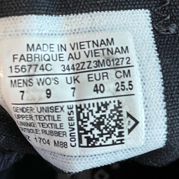 Converse Low Tops, Black with Silver Metallic - Picture 6 of 6